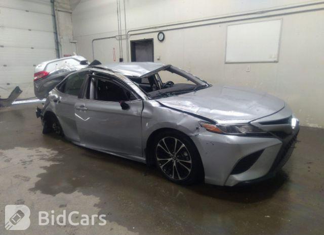 Toyota Camry 2018, VIN 4T1B21HK2JU502559, 17/21