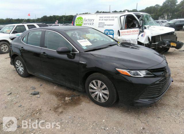 Toyota Camry 2019, VIN 4T1B31HK7KU510400, 1/5