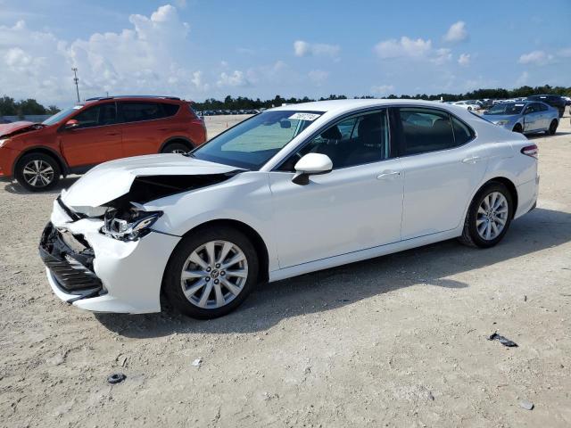 Toyota Camry 2018, VIN 4T1B61HK0JU146553, 1/5