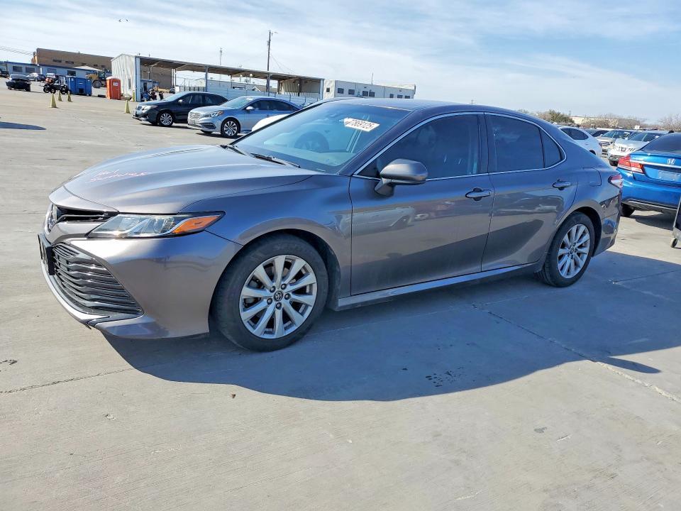 Toyota Camry 2019, VIN 4T1B61HK8KU252086, 5/5