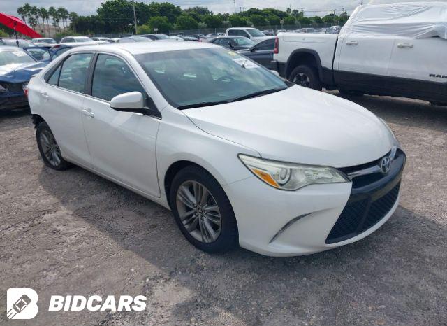 Toyota Camry 2015, VIN 4T1BD1FK6FU174437, 3/5