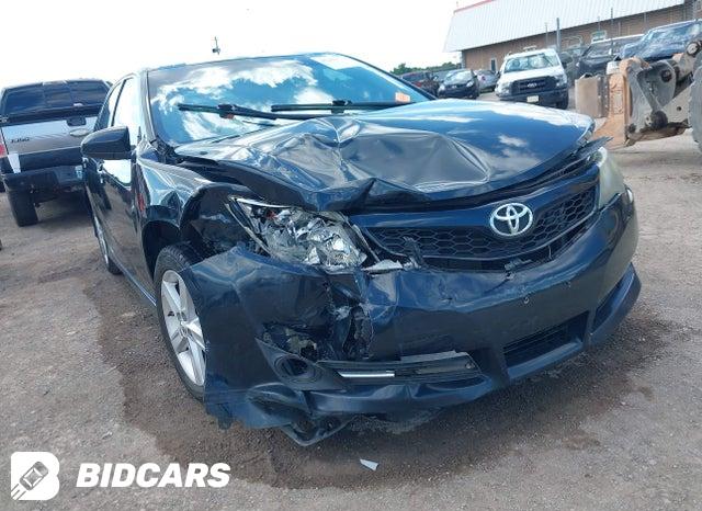 Toyota Camry 2014, VIN 4T1BD1FK9EU099232, 3/5