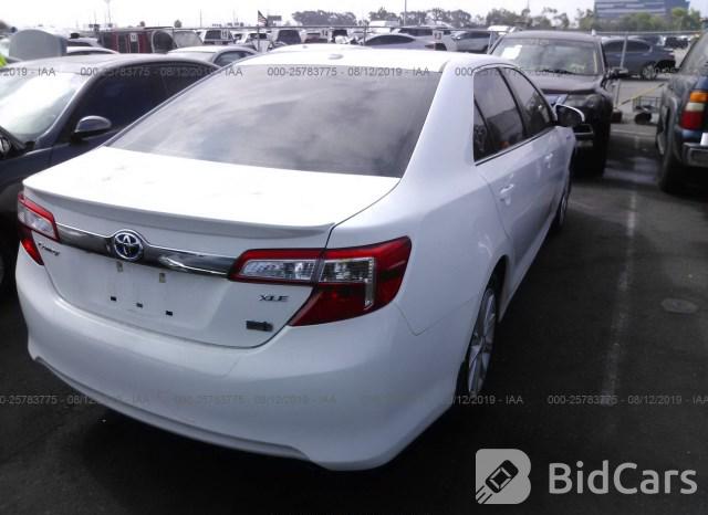 Toyota Camry 2012, VIN 4T1BD1FKXCU033933, 4/5