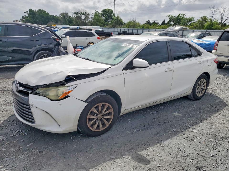 Toyota Camry 2015, VIN 4T1BF1FK0FU063957, 8/11