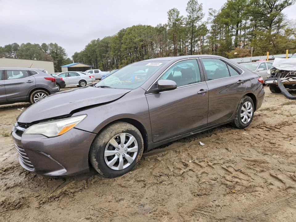 Toyota Camry 2015, VIN 4T1BF1FK0FU063957, 11/11