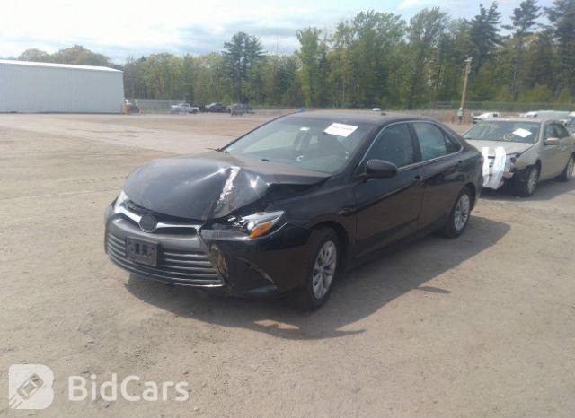 Toyota Camry 2015, VIN 4T1BF1FK4FU037068, 2/5