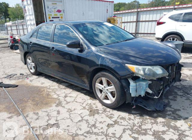 Toyota Camry 2013, VIN 4T1BF1FK6DU272410, 2/5
