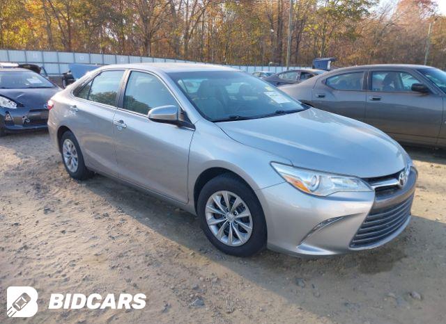 Toyota Camry 2017, VIN 4T1BF1FK6HU753621, 2/5