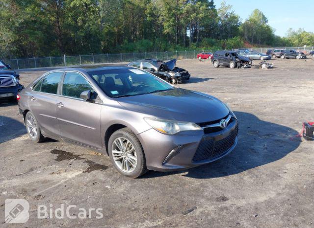 Toyota Camry 2017, VIN 4T1BF1FK8HU736643, 4/5