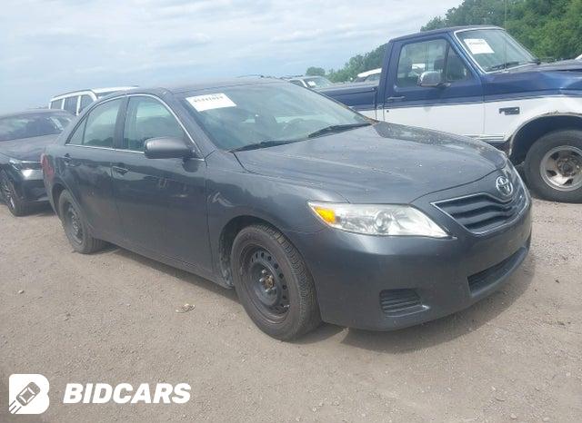 Toyota Camry 2011, VIN 4T1BF3EK0BU738410, 3/5