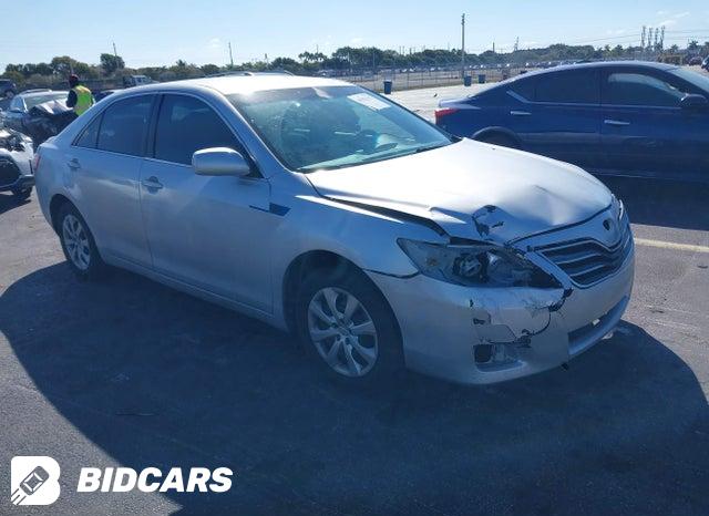 Toyota Camry 2011, VIN 4T1BF3EK7BU733995, 3/5