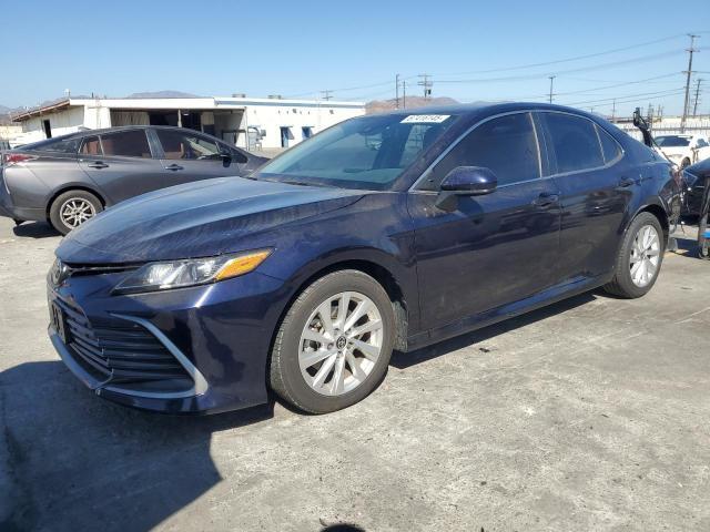 Toyota Camry 2022, VIN 4T1C31AK2NU585749, 3/5