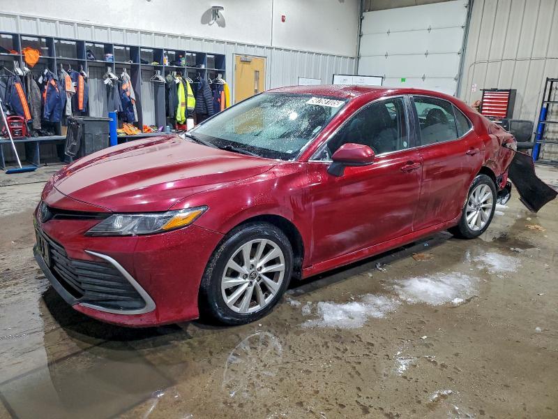 Toyota Camry 2022, VIN 4T1C31AKXNU040186, 10/11