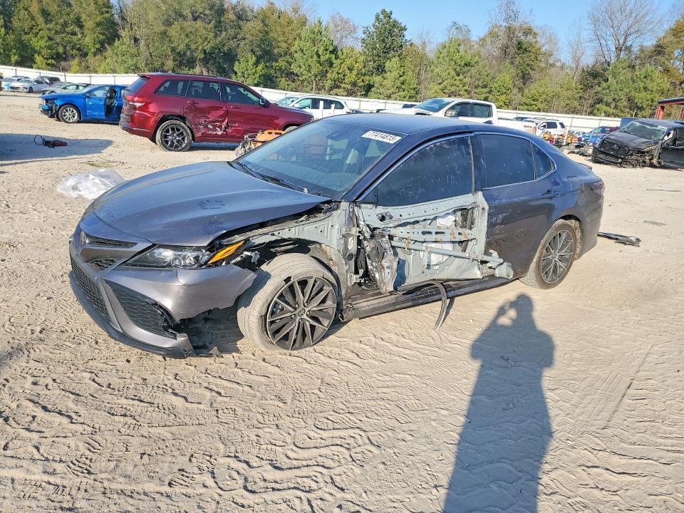Toyota Camry 2025, VIN 4T1DAACK7SU176567, 2/5