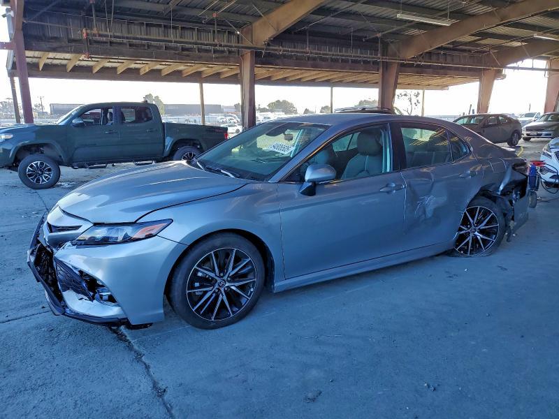 Toyota Camry 2025, VIN 4T1DAACK9SU511957, 2/5