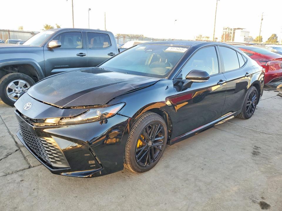 Toyota Camry 2025, VIN 4T1DAACK9SU604896, 2/5