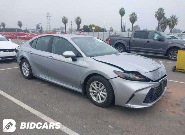 Toyota Camry 2026, VIN 4T1DBADK8TU040039, 4/5