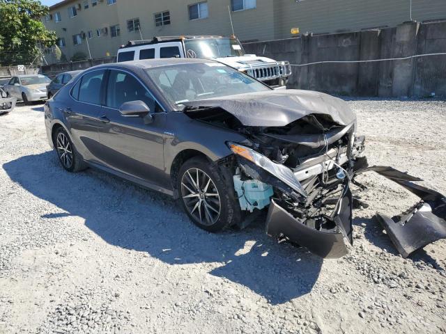 Toyota Camry 2021, VIN 4T1F31AK3MU556739, 4/21