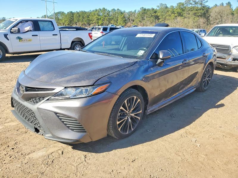 Toyota Camry 2020, VIN 4T1G11AK0LU342638, 3/5