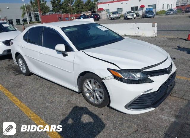 Toyota Camry 2020, VIN 4T1G11AK1LU948742, 9/11