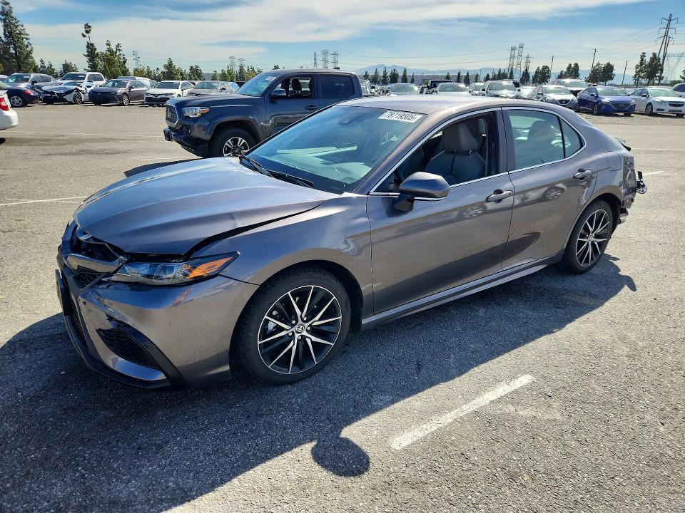Toyota Camry 2023, VIN 4T1G11AK3PU737077, 2/5