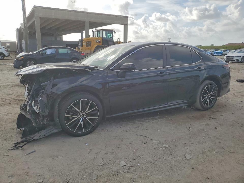 Toyota Camry 2023, VIN 4T1G11AK3PU737077, 5/5