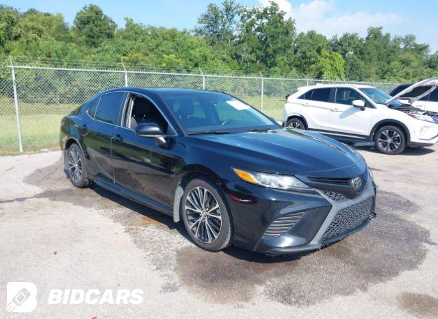 Toyota Camry 2020, VIN 4T1G11AK4LU877097, 5/9
