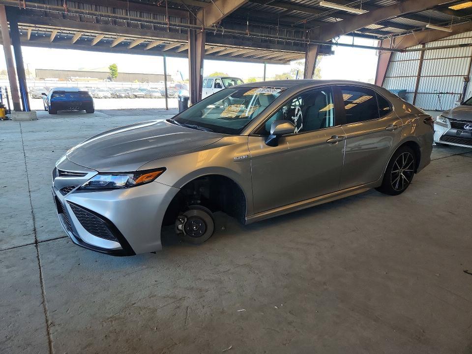 Toyota Camry 2021, VIN 4T1G11AK4MU569851, 2/5