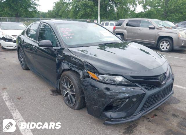 Toyota Camry 2022, VIN 4T1G11AK4NU694205, 3/5