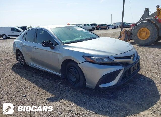 Toyota Camry 2020, VIN 4T1G11AK5LU944158, 4/5
