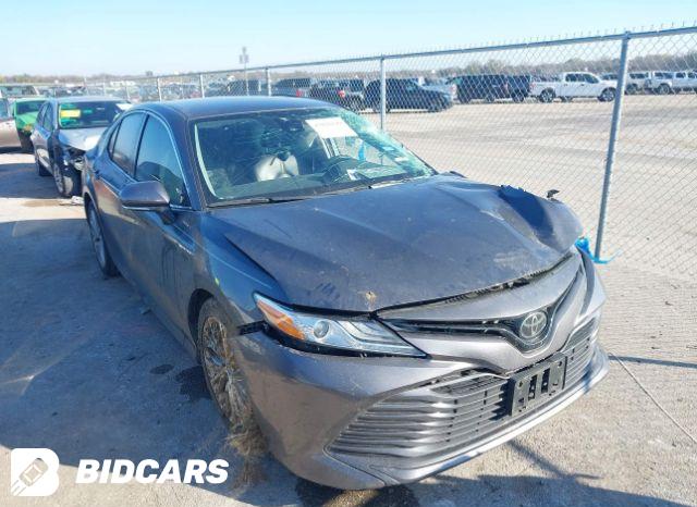 Toyota Camry 2021, VIN 4T1G11AK5MU470021, 3/5