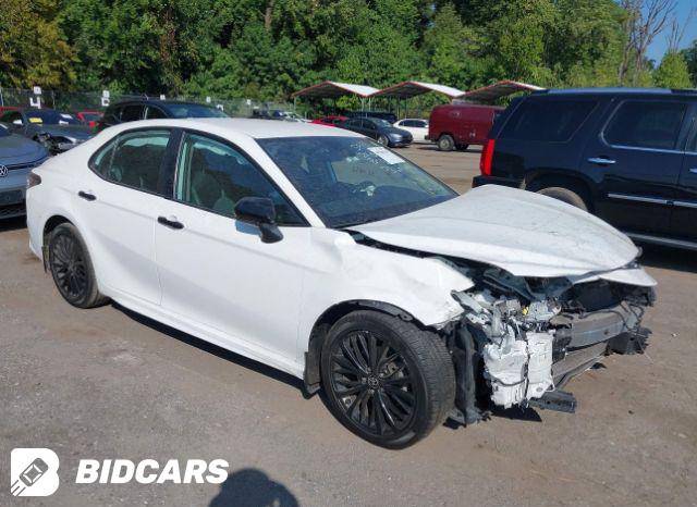 Toyota Camry 2021, VIN 4T1G11AK6MU605068, 7/11