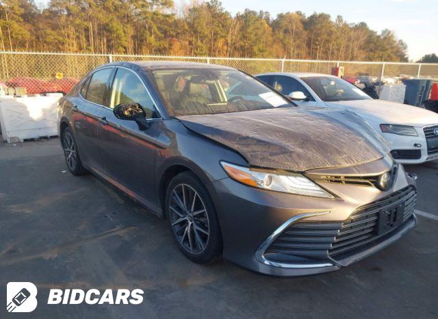 Toyota Camry 2022, VIN 4T1G11AK6NU040998, 2/5