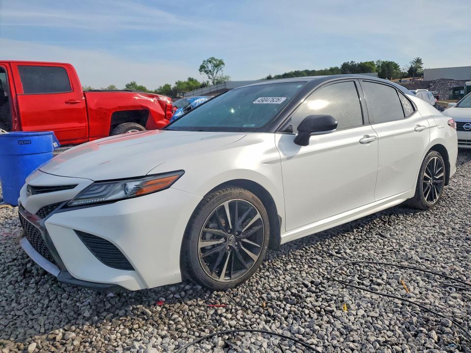 Toyota Camry 2020, VIN 4T1G11AK7LU878552, 1/5