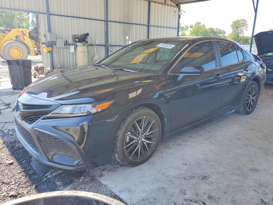 Toyota Camry 2020, VIN 4T1G11AK7LU878552, 2/5