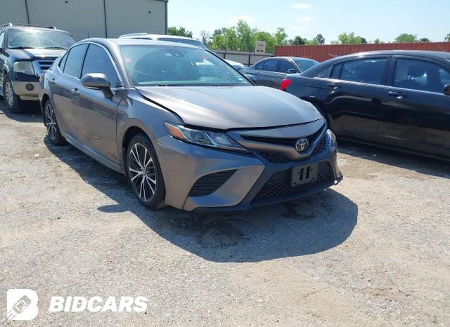 Toyota Camry 2020, VIN 4T1G11AK8LU353399, 1/5