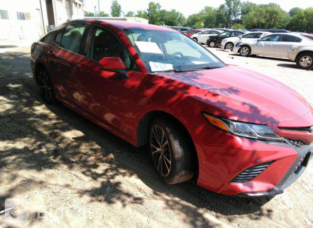 Toyota Camry 2020, VIN 4T1G11AK8LU358232, 1/13