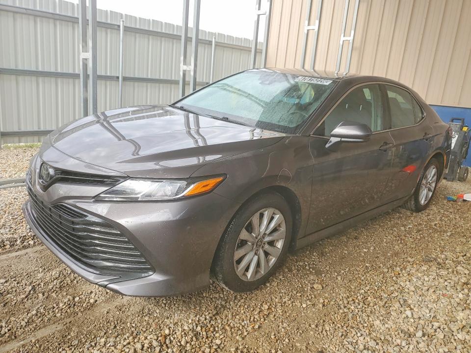 Toyota Camry 2021, VIN 4T1G11AK9MU542564, 2/5