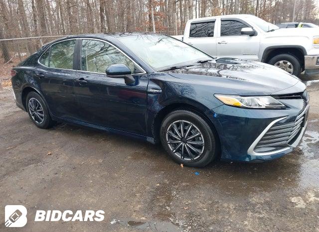 Toyota Camry 2022, VIN 4T1G11AK9NU069380, 2/5