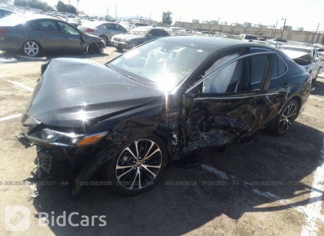 Toyota Camry 2020, VIN 4T1J31AK3LU545345, 2/5