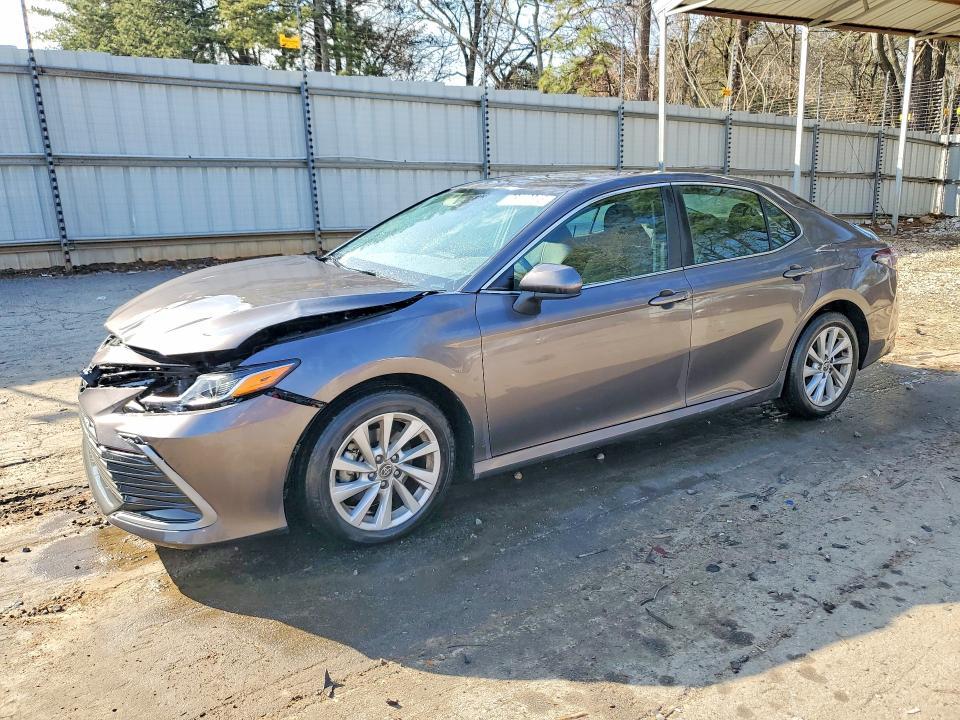 Toyota Camry 2022, VIN 4T1K31AK2NU574732, 1/5