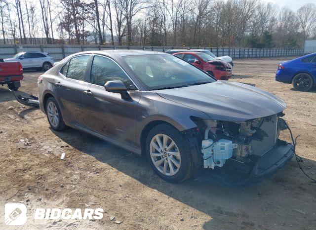 Toyota Camry 2021, VIN 4T1K61AK2MU419247, 3/5