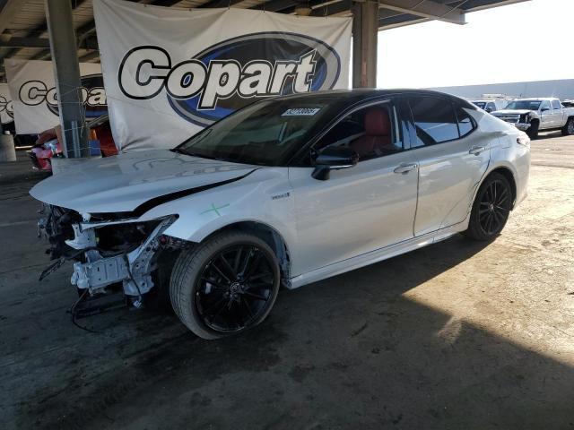 Toyota Camry 2021, VIN 4T1K61AK6MU536670, 2/5