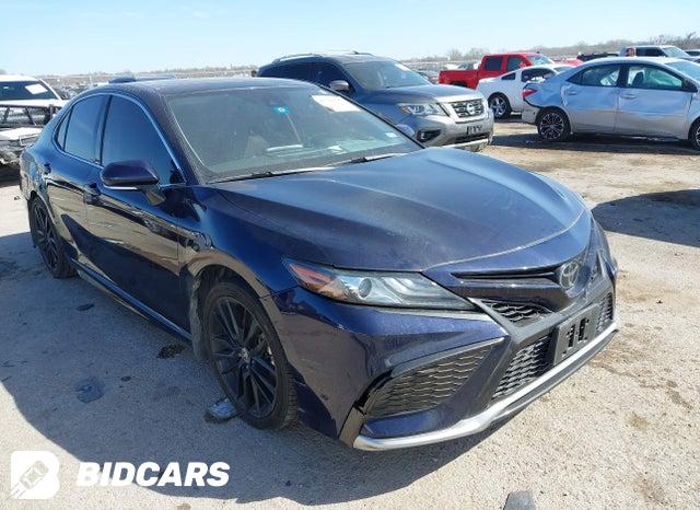 Toyota Camry 2020, VIN 4T1M11AK4LU977817, 1/5