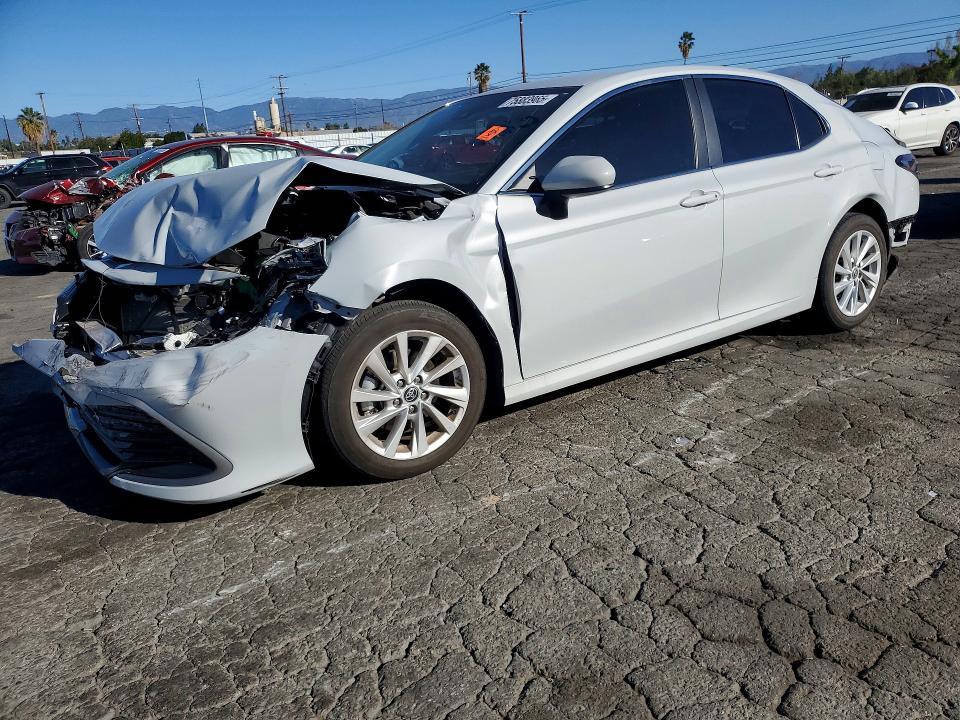 Toyota Camry 2023, VIN 4T1S31AK6PU611896, 2/5