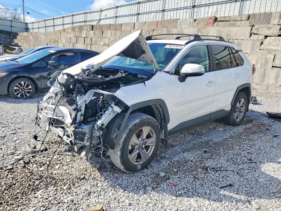Toyota RAV4 2021, VIN 4T3D6RFV0MU006891, 4/5