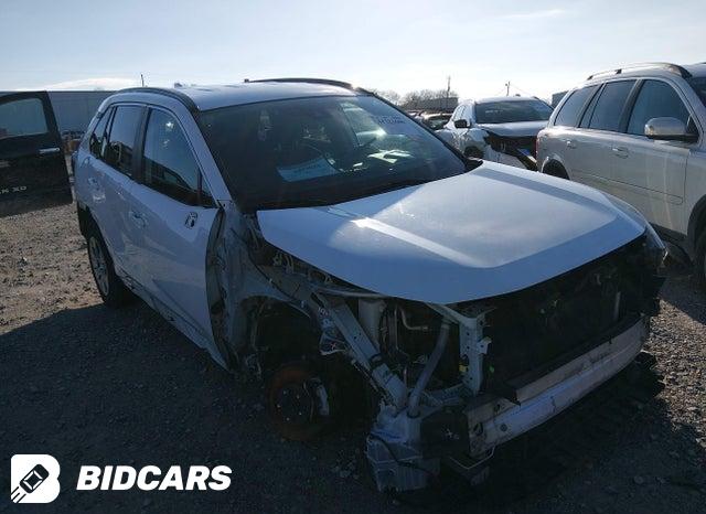 Toyota RAV4 2021, VIN 4T3E6RFV5MU022976, 3/5
