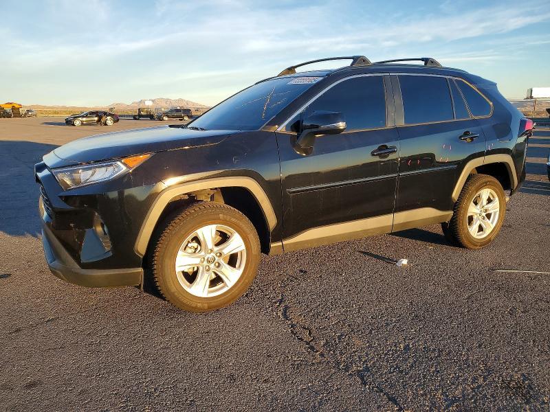 Toyota RAV4 2022, VIN 4T3MWRFV0NU082063, 2/5