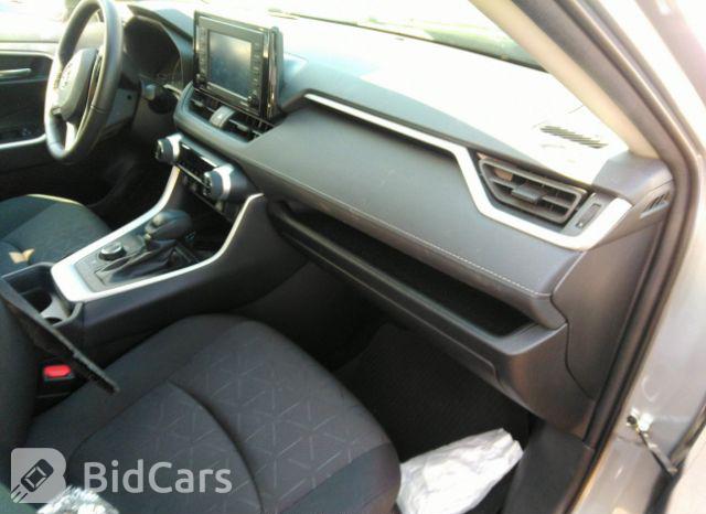 Toyota RAV4 2021, VIN 4T3RWRFVXMU024840, 4/20