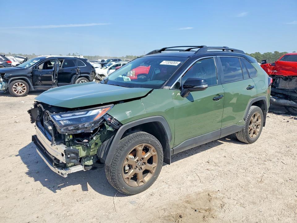 Toyota RAV4 2025, VIN 4T3RWRFVXSU202601, 3/5